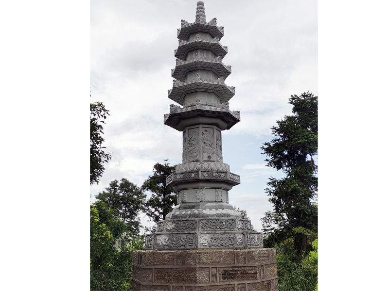 石塔