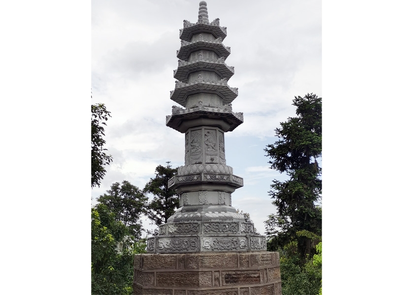 石塔