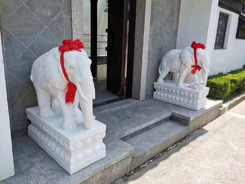 動(dòng)物石雕
